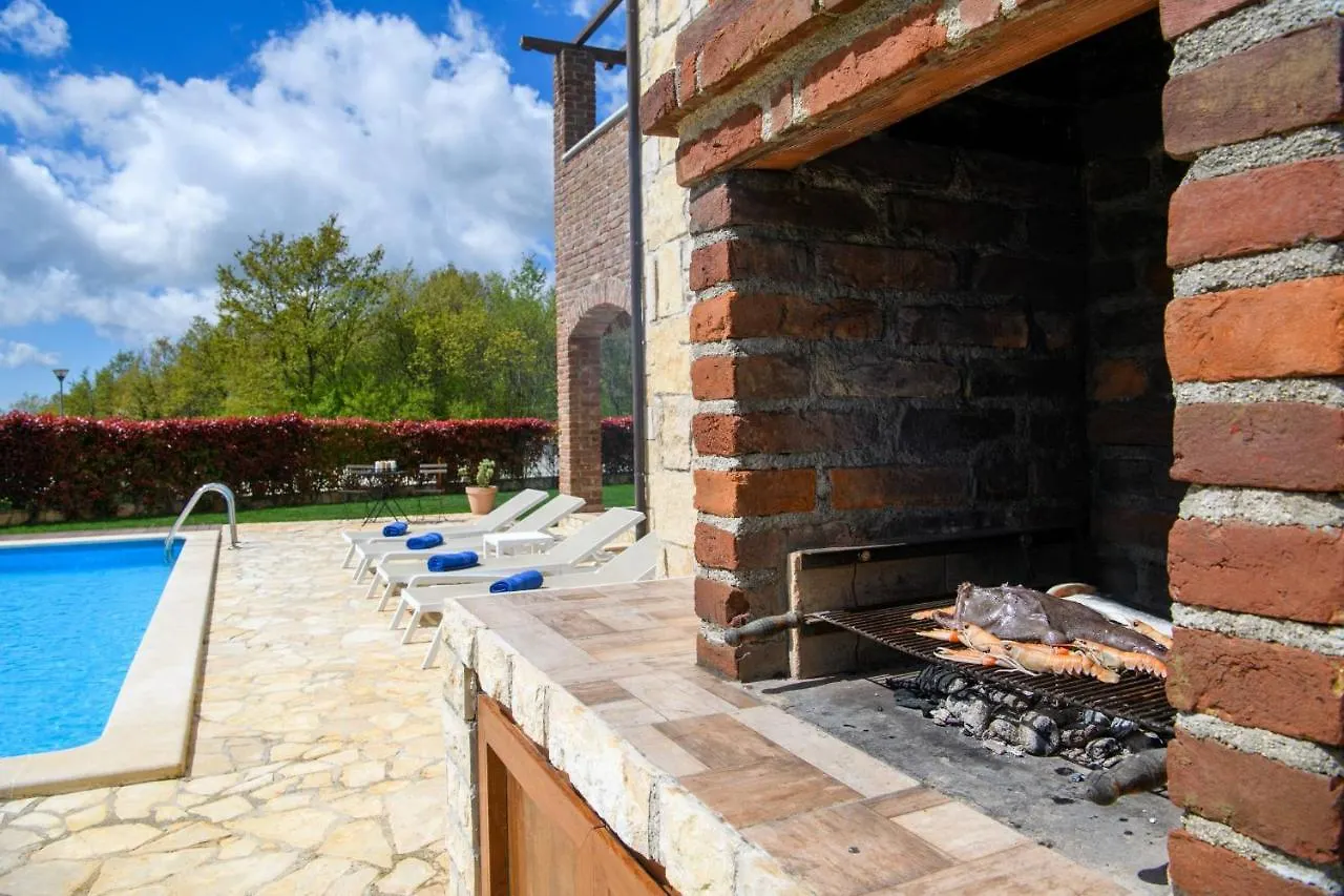 Paradise Villas Istria Svetvinčenat Kroatien